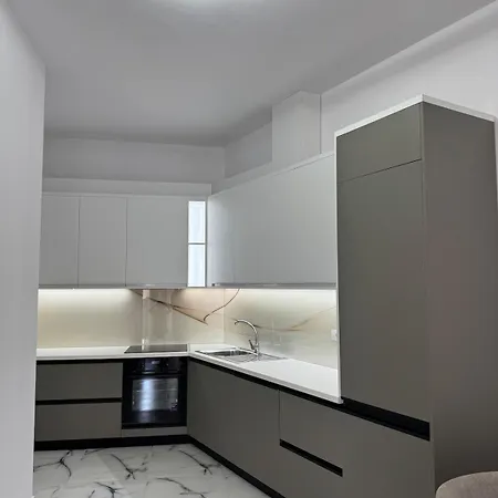 Elegant Escape At Spring Appartement *
